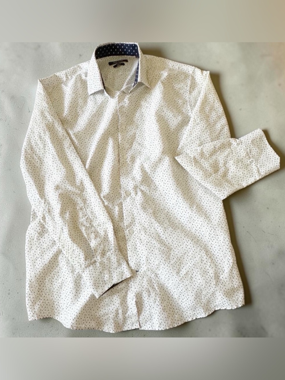 Nine West White Dress Shirt with Navy Micro Dots Medium